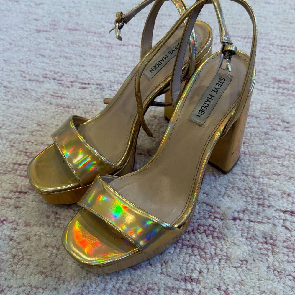 Steve Madden Gold Holographic Platform Heels- Size 8 - Picture 2 of 5
